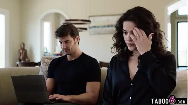 IT Nerd Finds Porn on Bubble Butt Latina MILF's Computer and Fucks Her